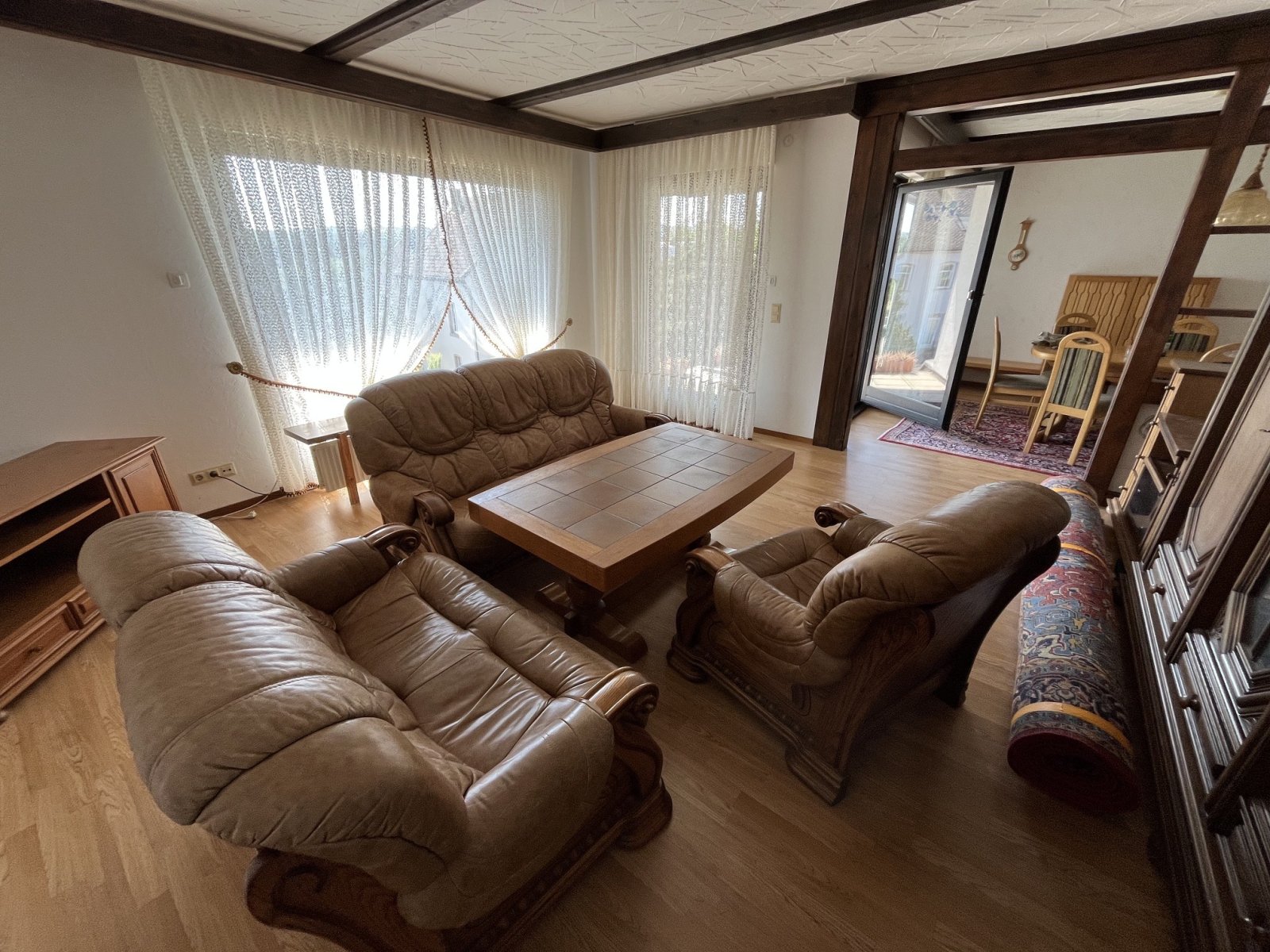 OTZENHAUSEN : BUNGALOW mit Vollkeller und POTENTIAL in ruhiger Wohnlage !