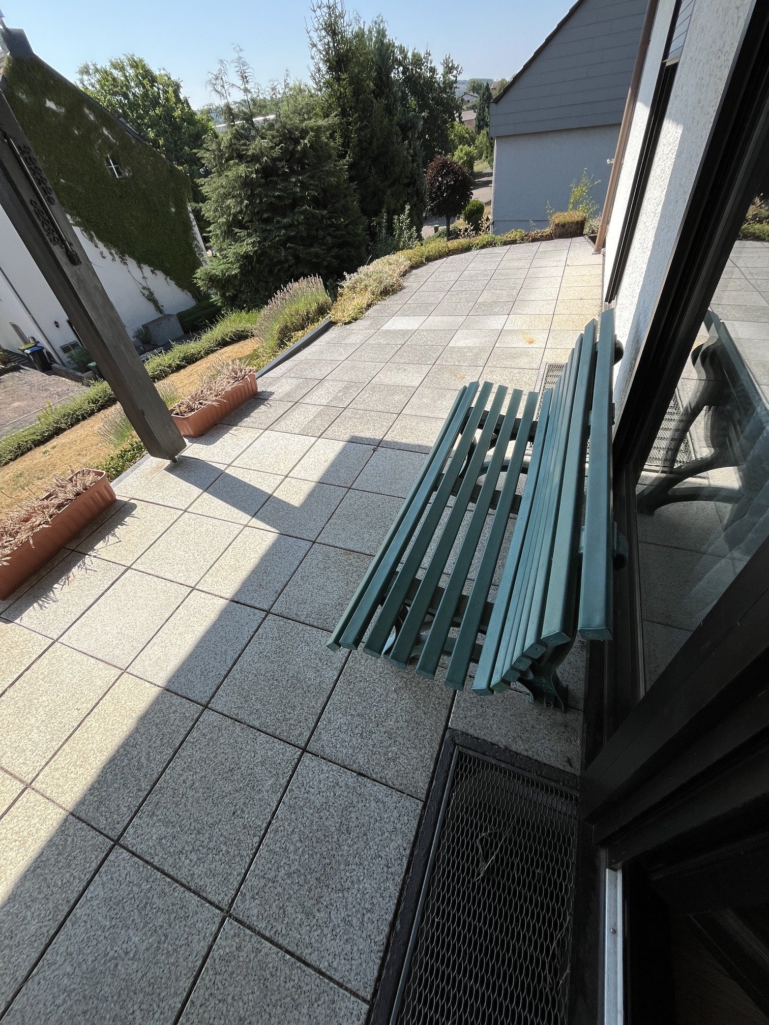 OTZENHAUSEN : BUNGALOW mit Vollkeller und POTENTIAL in ruhiger Wohnlage !