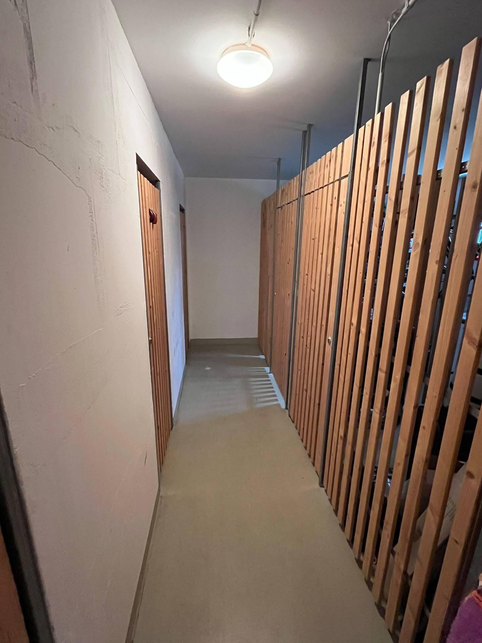 STEINBACH : 1 ZKB - WOHNUNG (vermietet ) mit Terrasse ideal für Kapitalanleger !