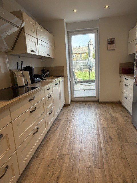 SPIESEN-ELVERSBERG : Sanierter ALTBAU - CHARME mit PV - ANLAGE und schönem GARTEN !