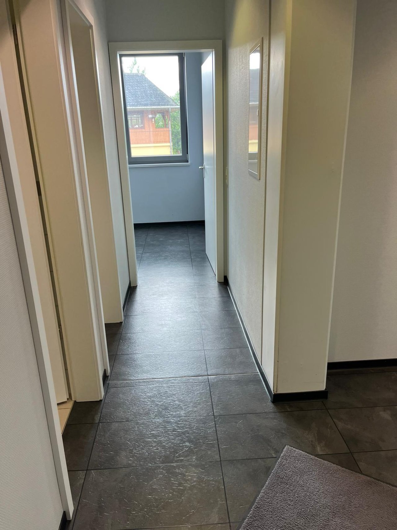 Flur zur Küche Flur zur Küche