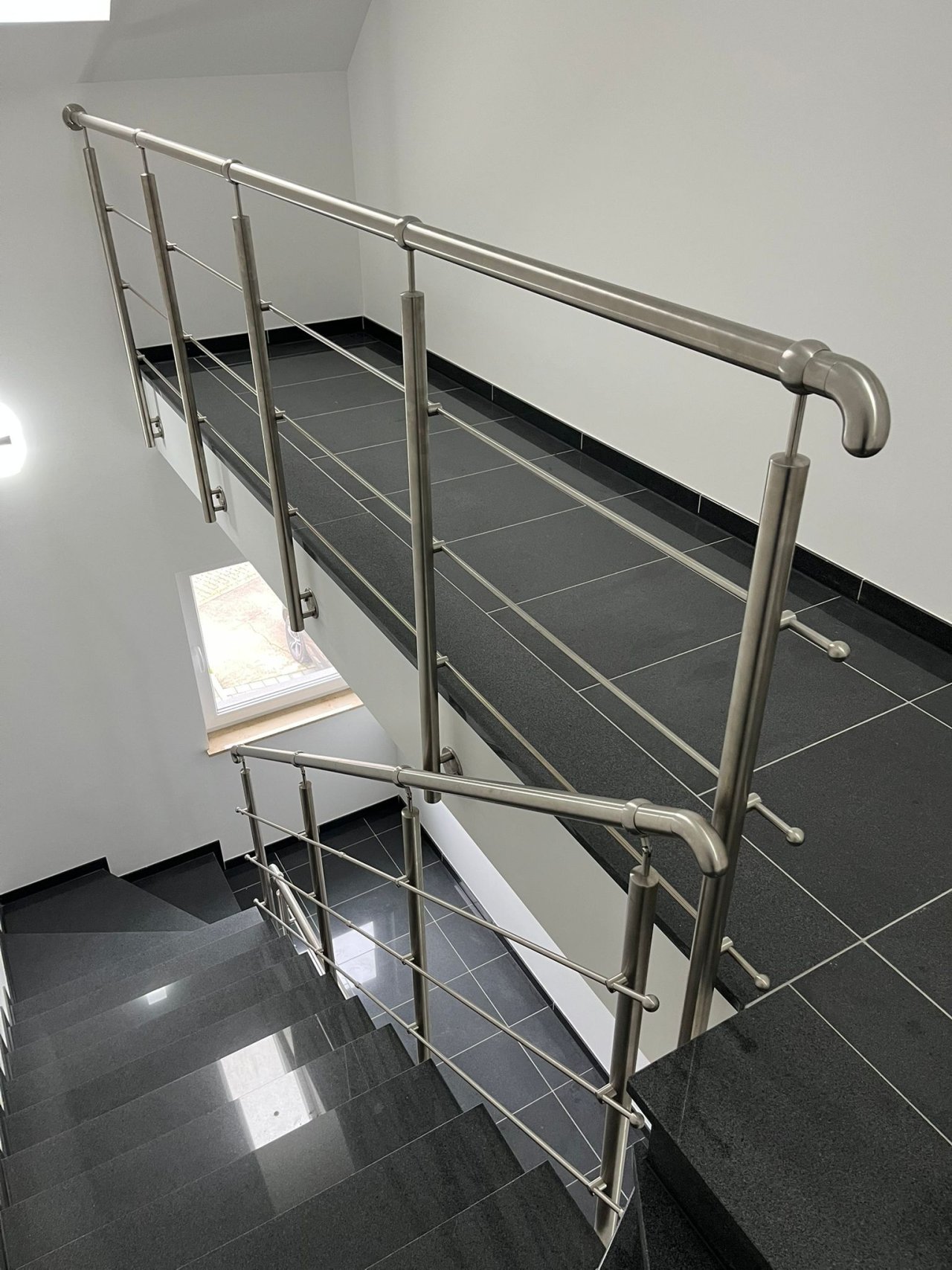 Treppenhaus vor Wohnung Treppenhaus vor Wohnung