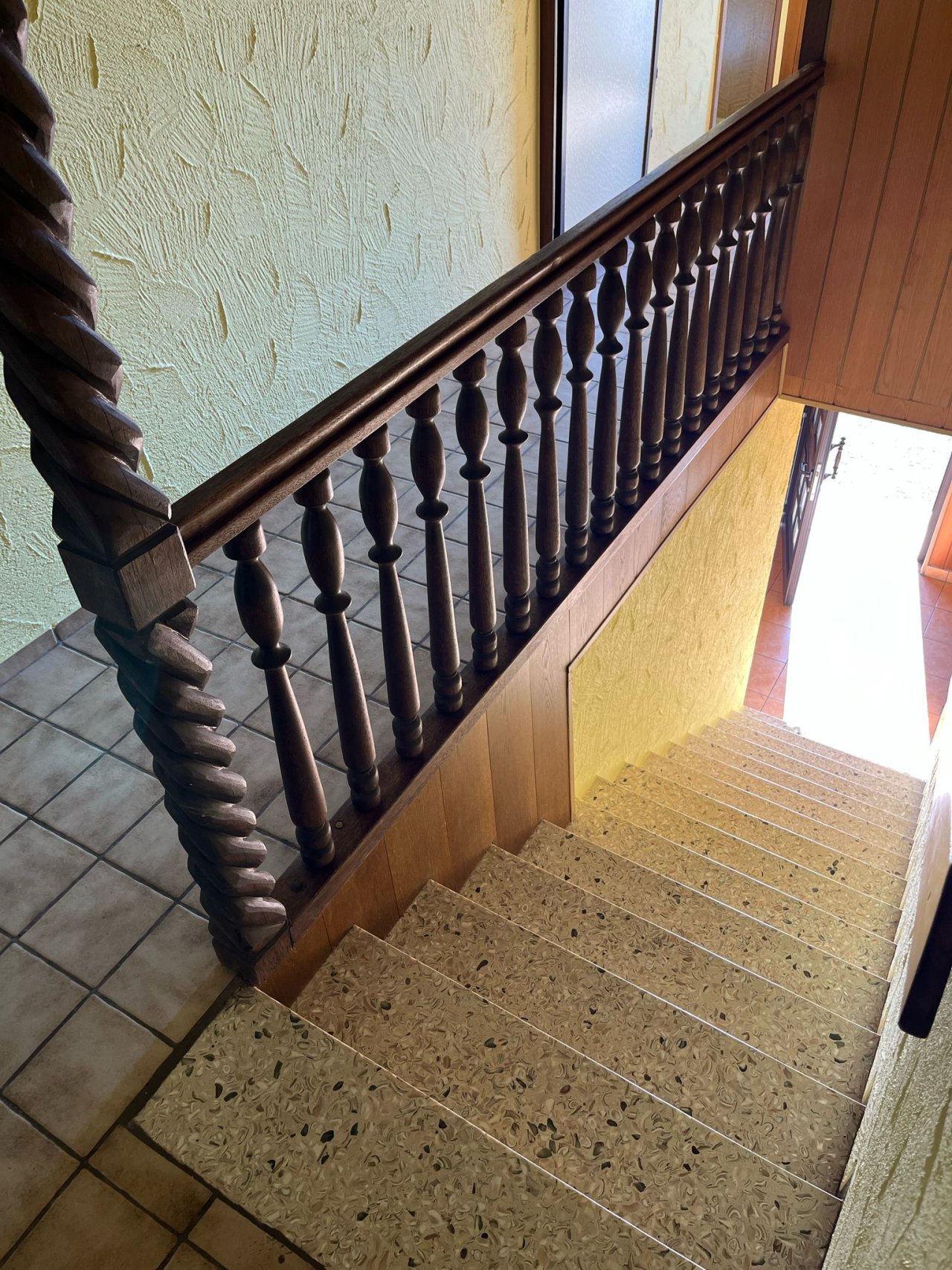 Treppenhaus zum OG Treppenhaus zum OG