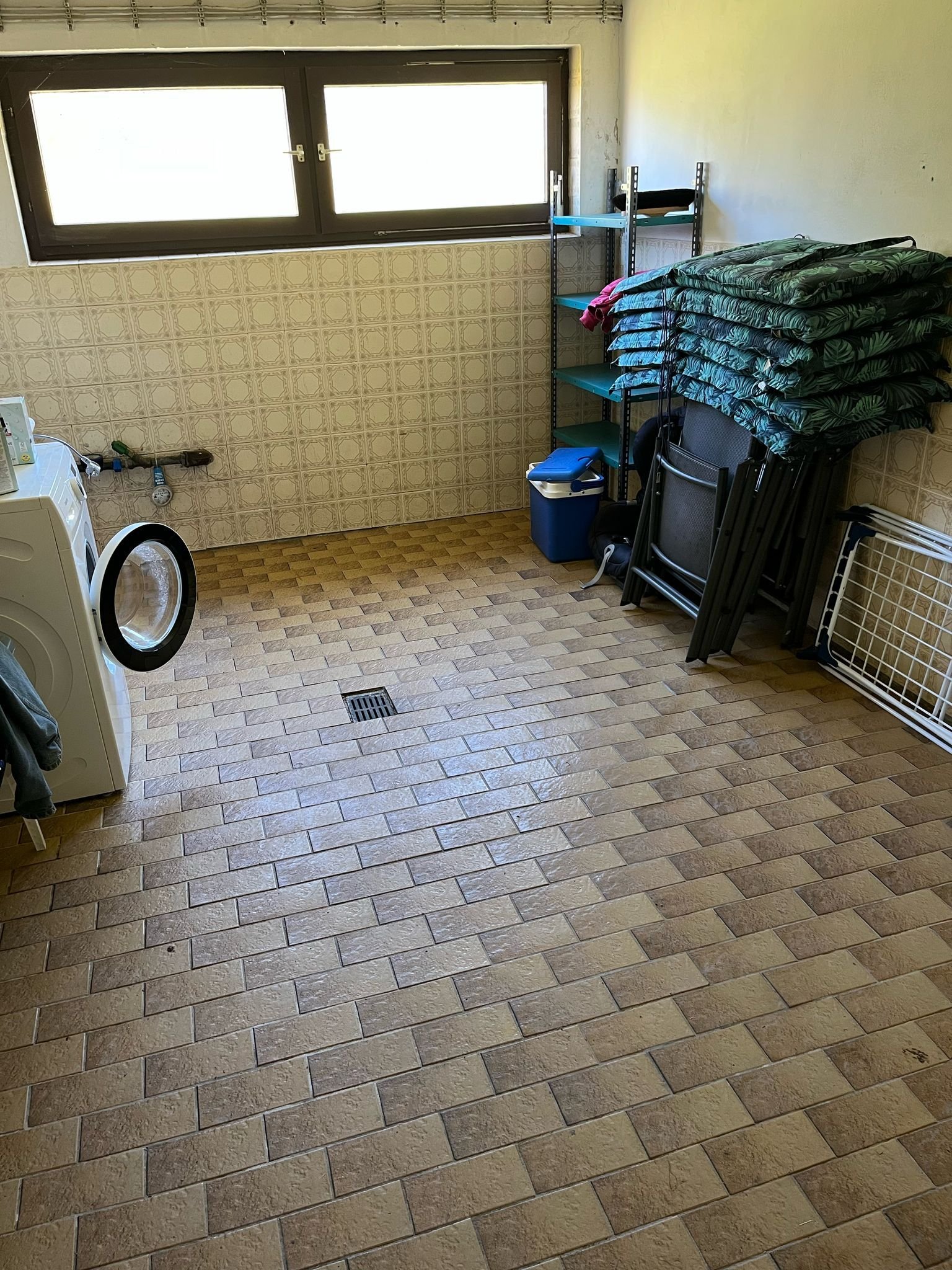 Waschküche UG Waschküche UG