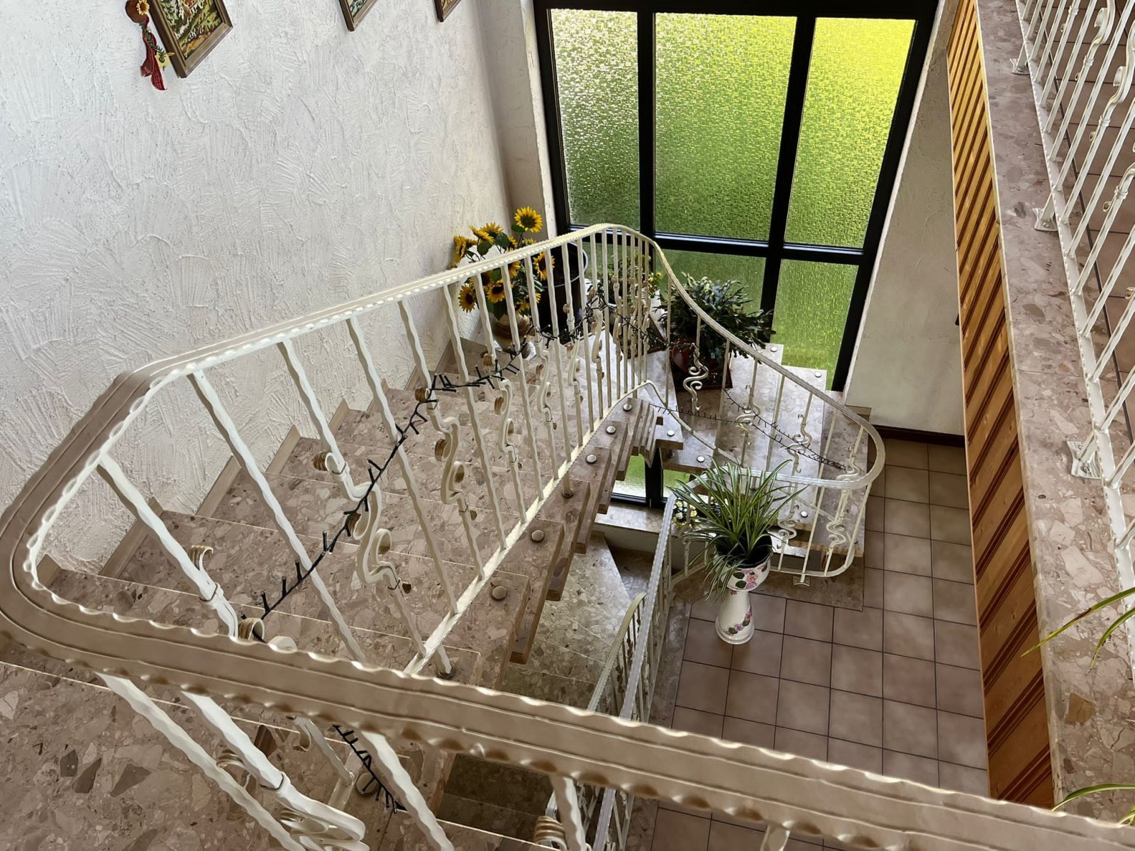 Treppenhaus zum DG Treppenhaus zum DG