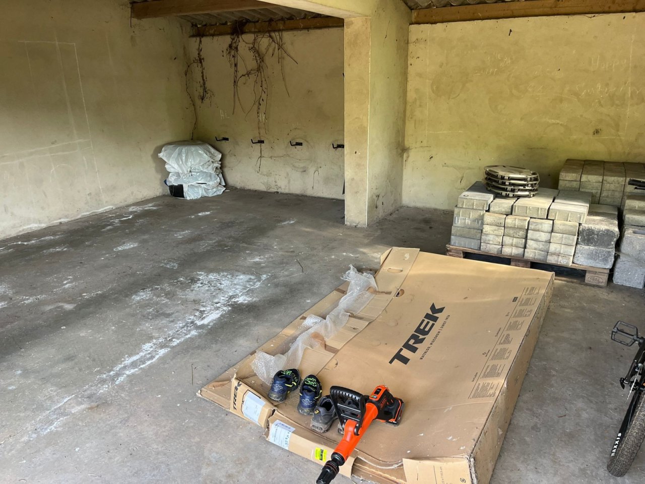 Garage Garage