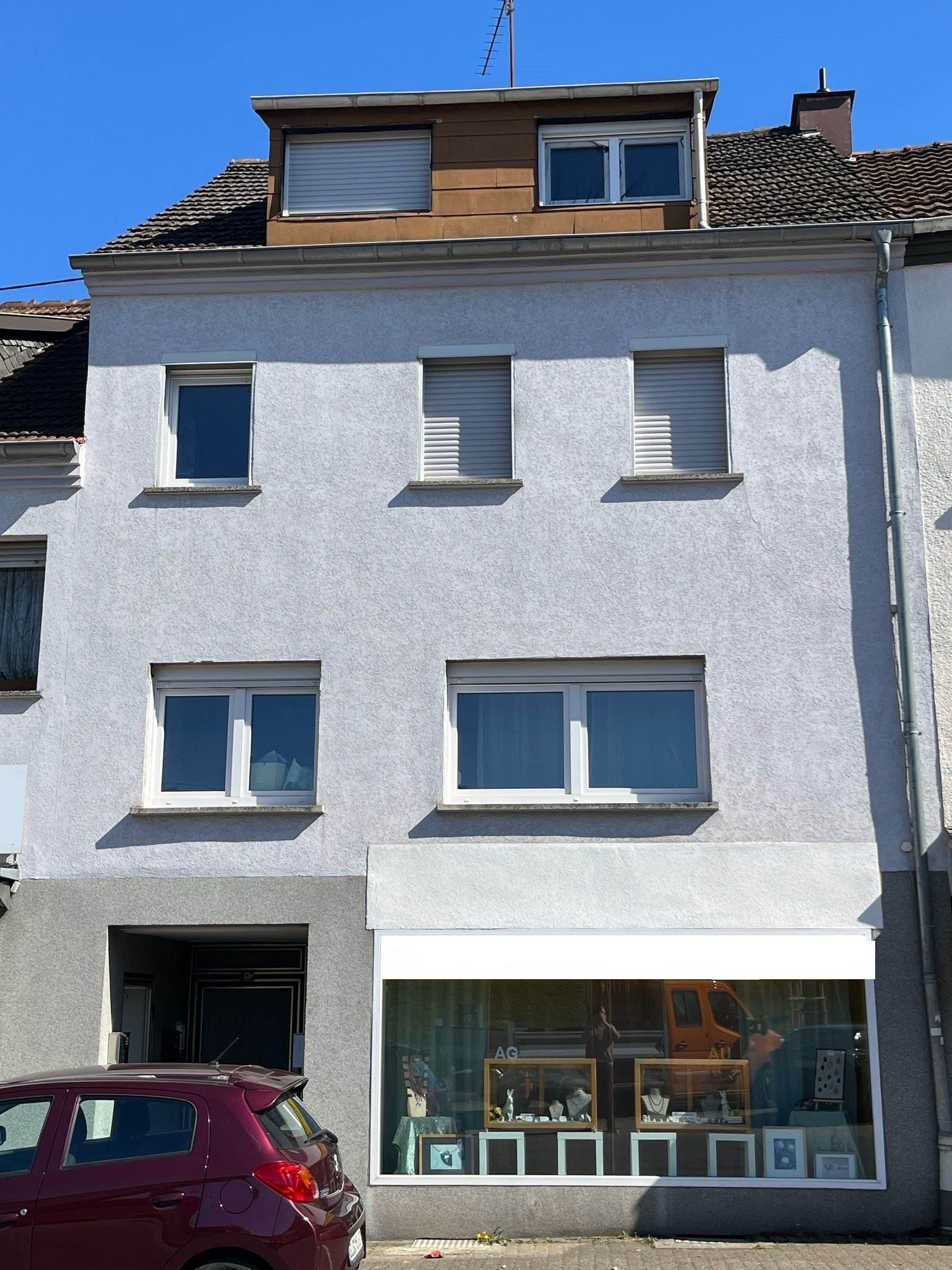 Front Front