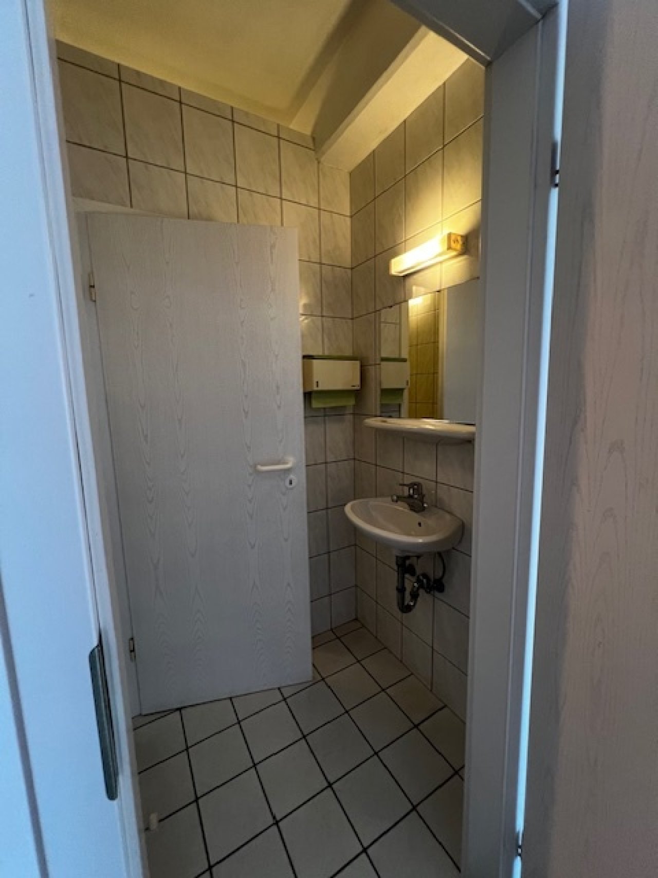 WC 2