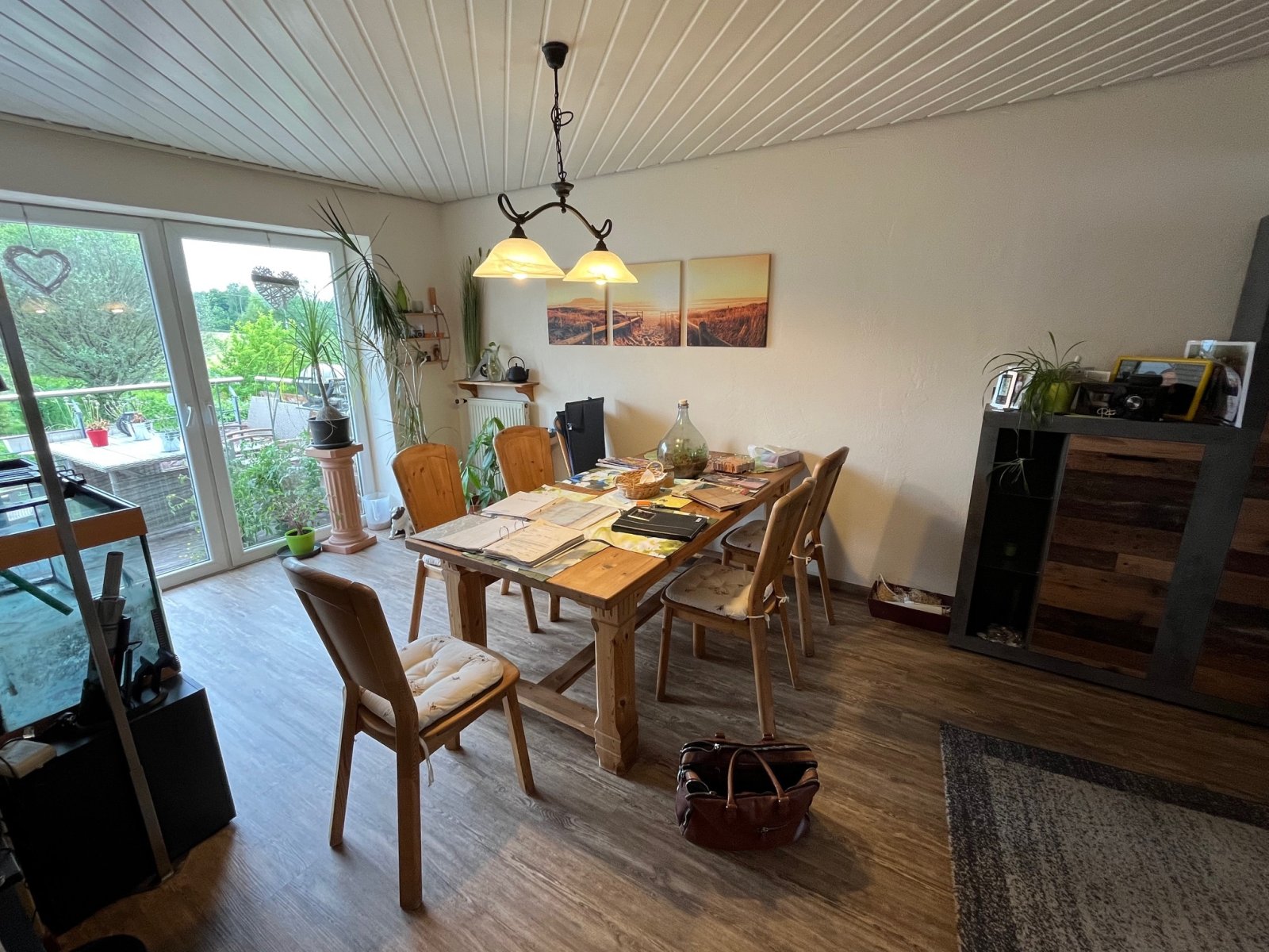Essbereich mit Zugang Balkon Essbereich mit Zugang Balkon