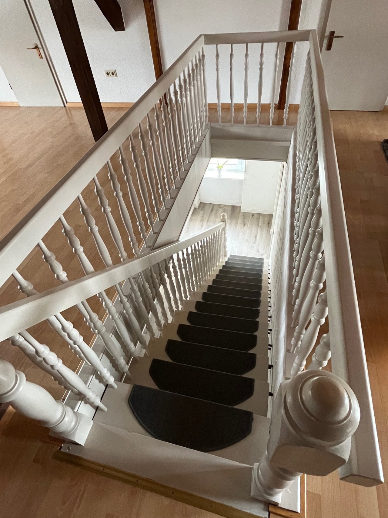 Treppenhaus zum DG Treppenhaus zum DG