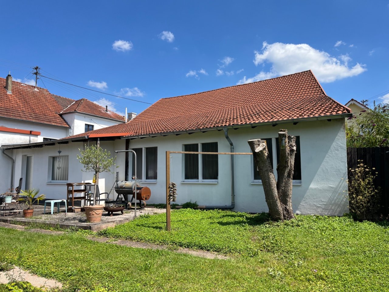Rückansicht Halle