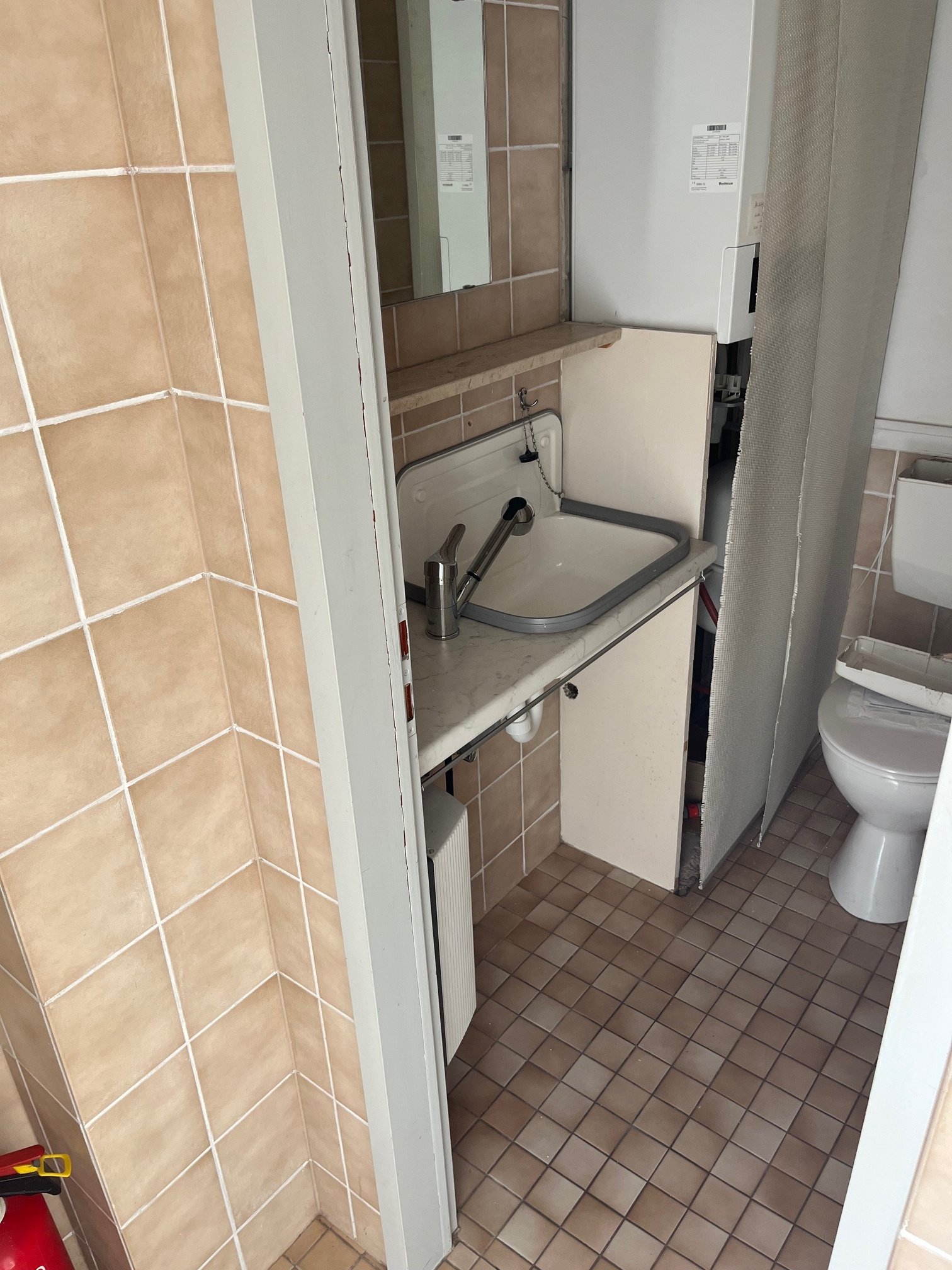 WC WC