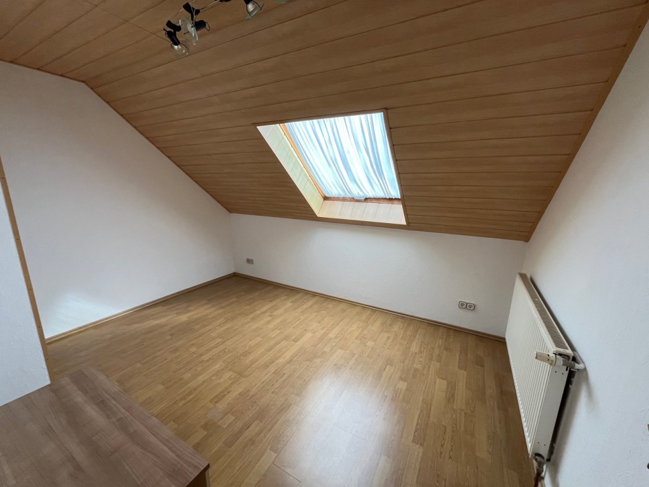 Schlafzimmer DG