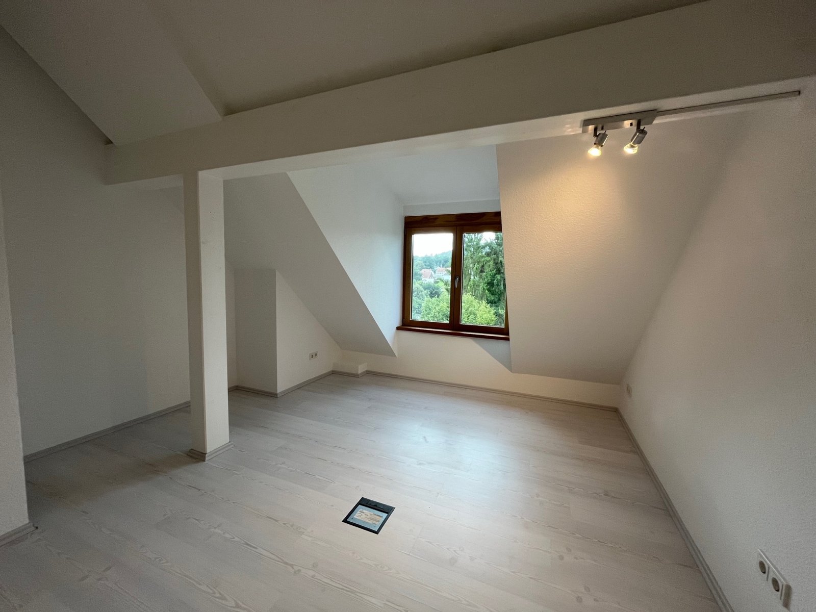 Schlafzimmer DG Schlafzimmer DG