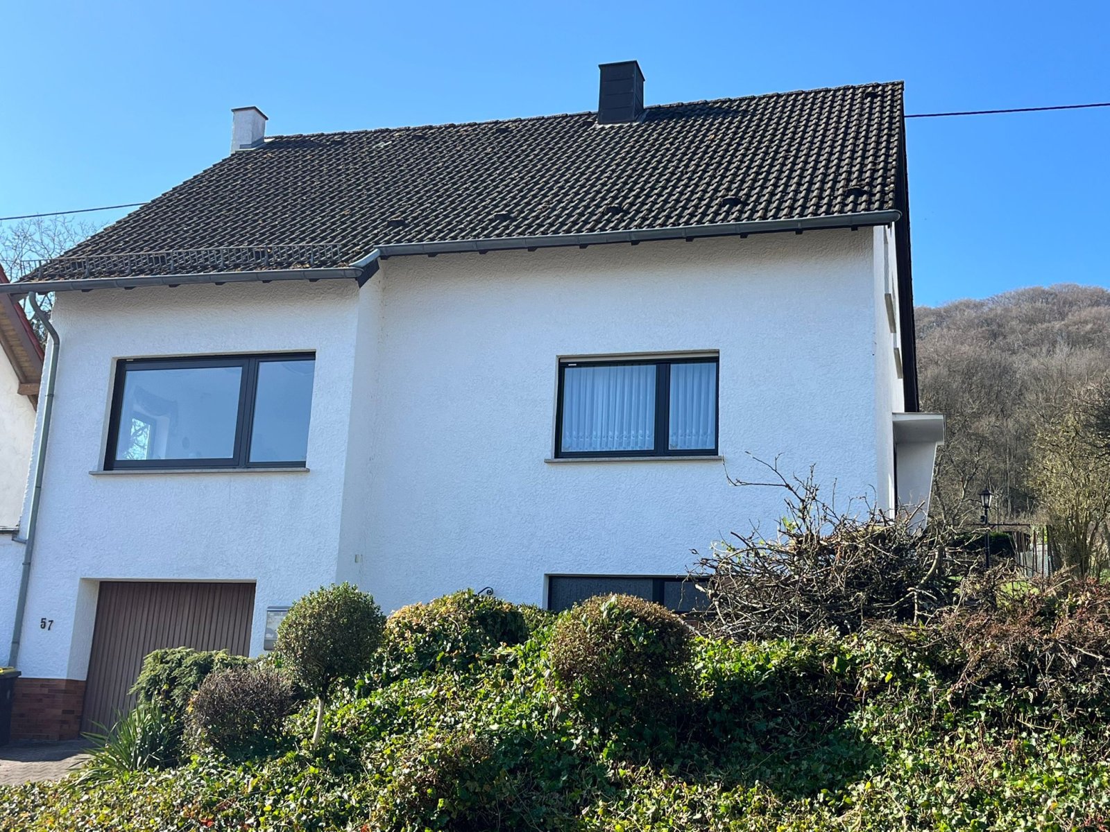 Lebach: STEINBACH : Großes 1 - 2 Familienhaus in ruhiger RANDLAGE wartet auf neue BEWOHNER ! ! Lebach: STEINBACH : Großes 1 - 2 Familienhaus in ruhiger RANDLAGE wartet auf neue BEWOHNER ! !