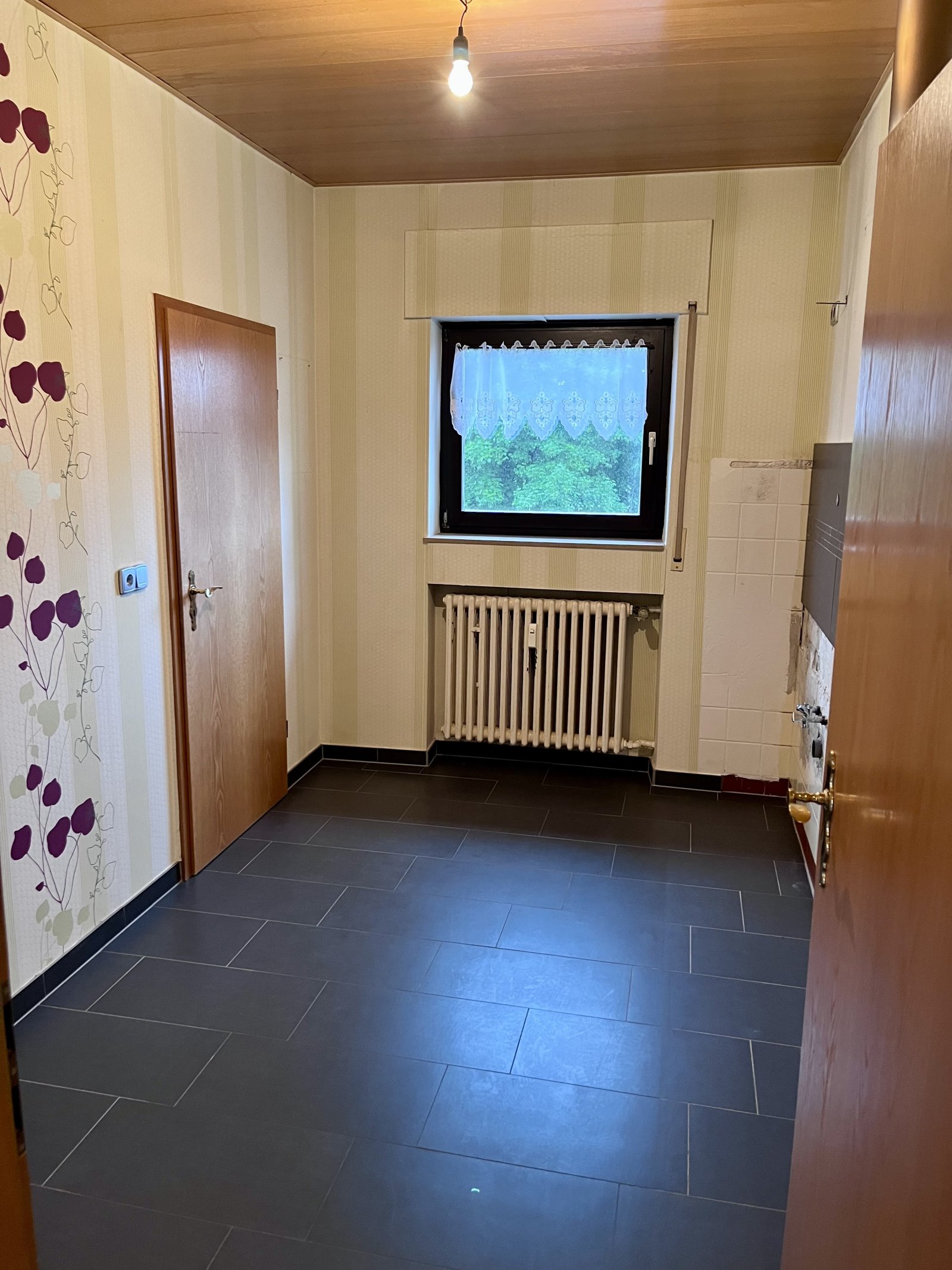 Wohnung OG ( leer )