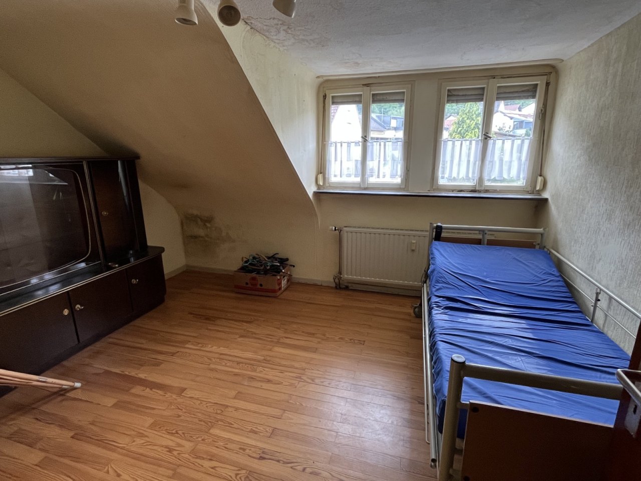 Wohnzimmer / Schlafzimmer DG Wohnzimmer / Schlafzimmer DG