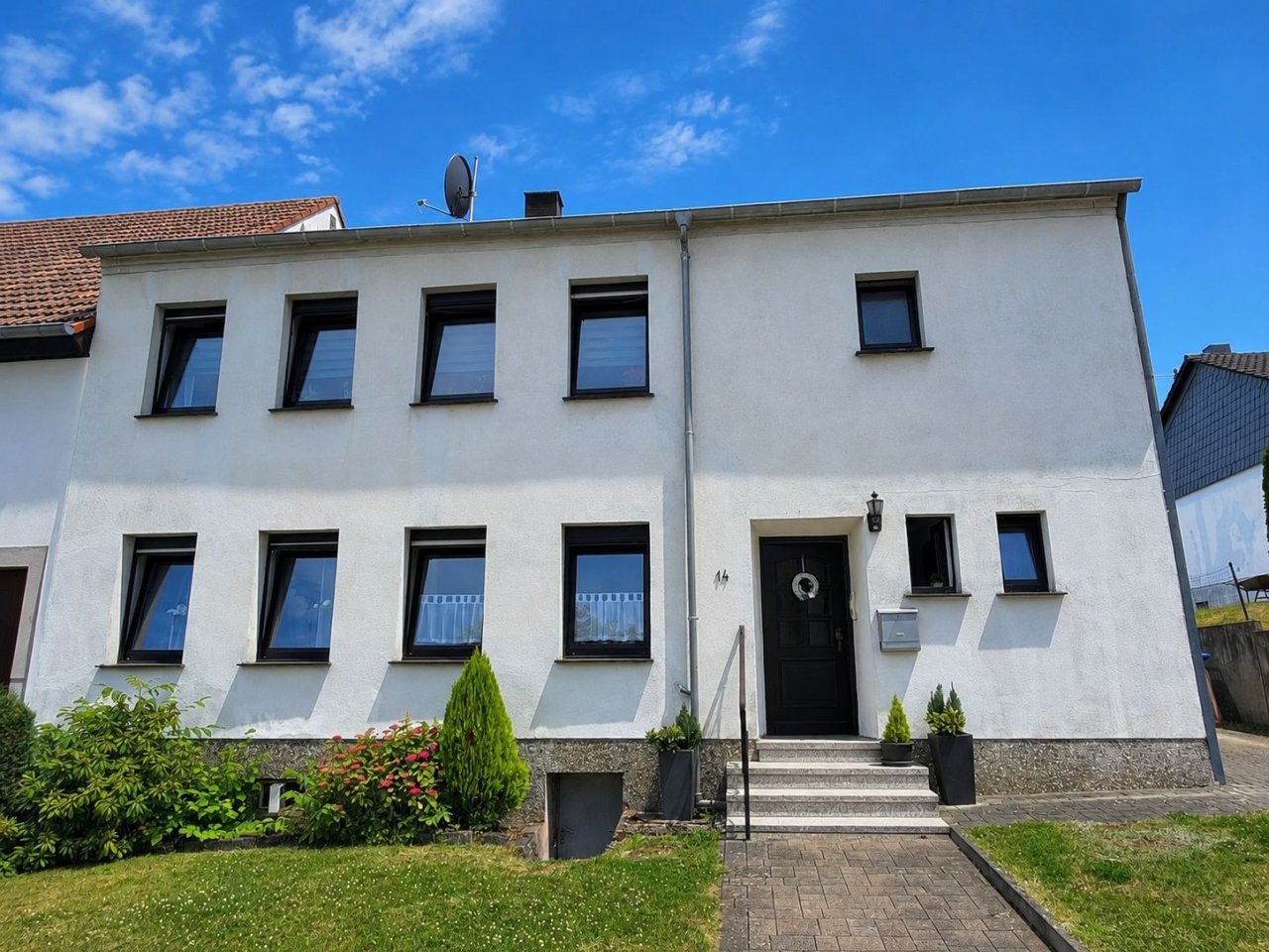 Front Front