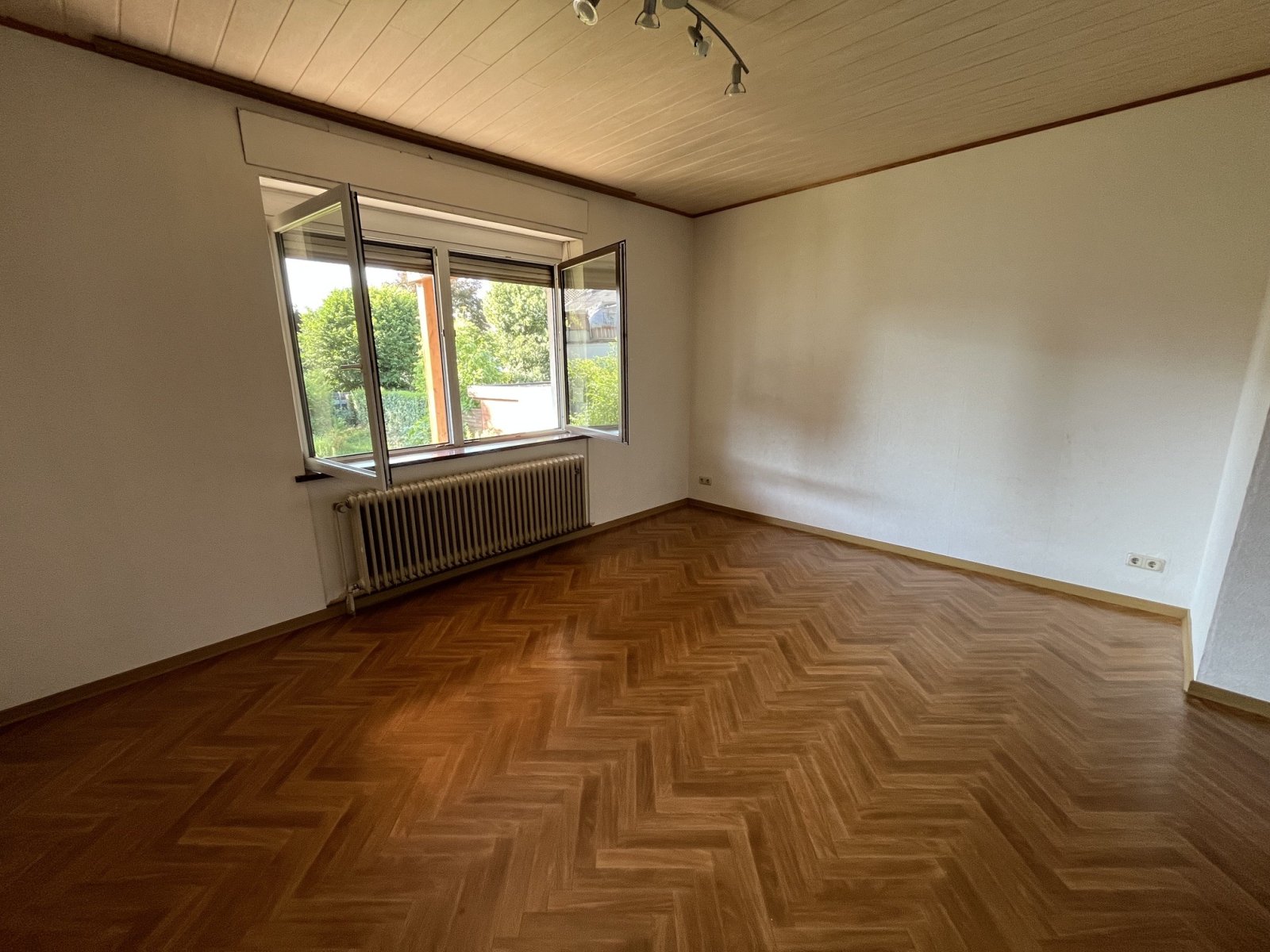 Schlafzimmer Wohnung EG