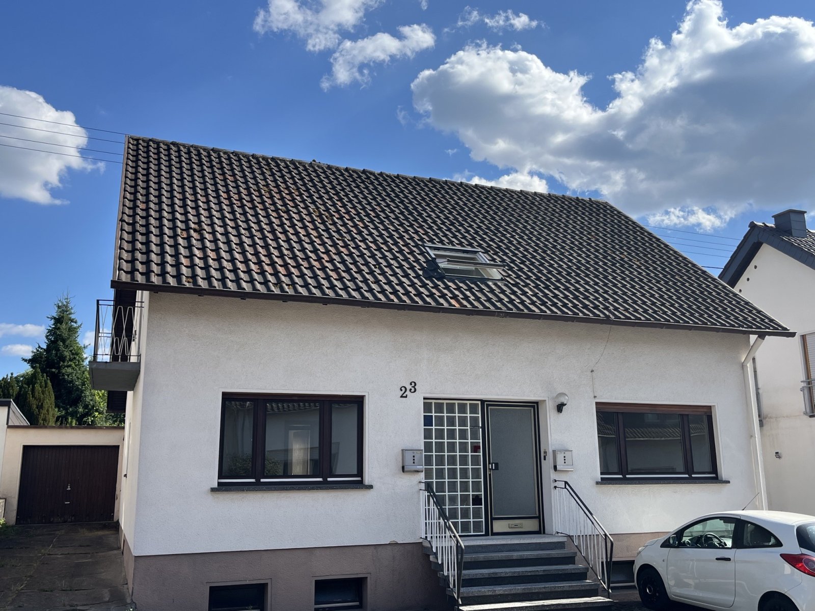 LEBACH : 2 FH in mit schönem GRUNDSTÜCK zum SELBSTBEZUG oder KAPITALANLAGE ! LEBACH : 2 FH in mit schönem GRUNDSTÜCK zum SELBSTBEZUG oder KAPITALANLAGE !