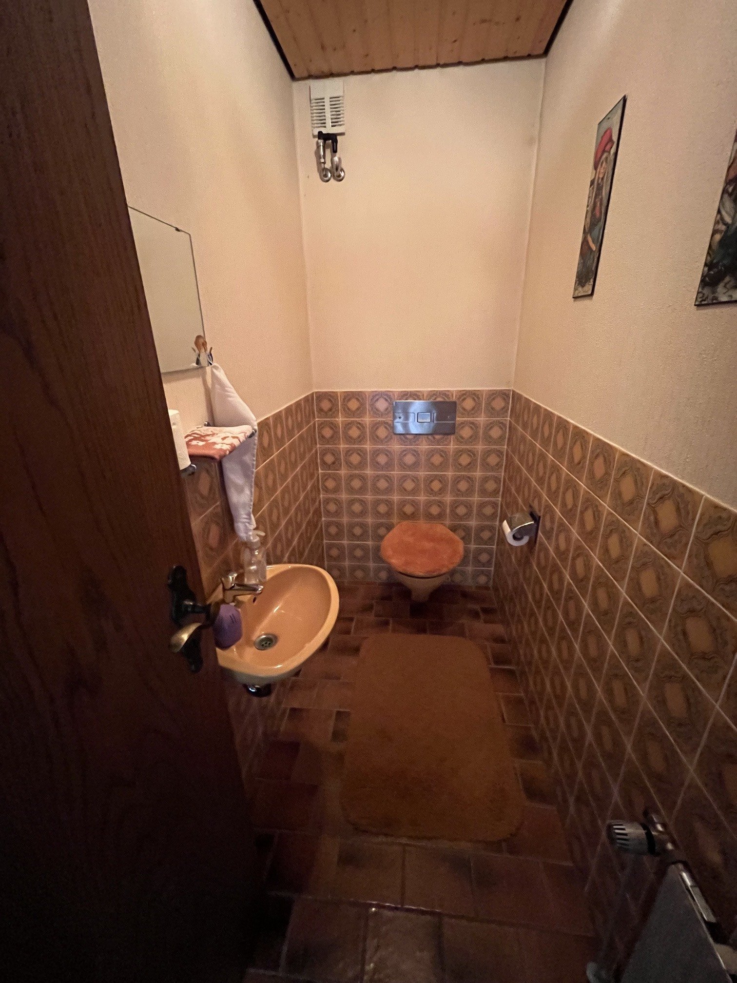 G- WC EG G- WC EG