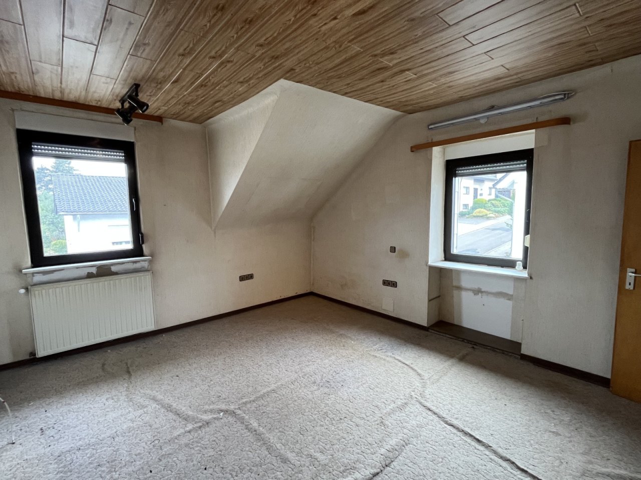 Schlafzimmer DG