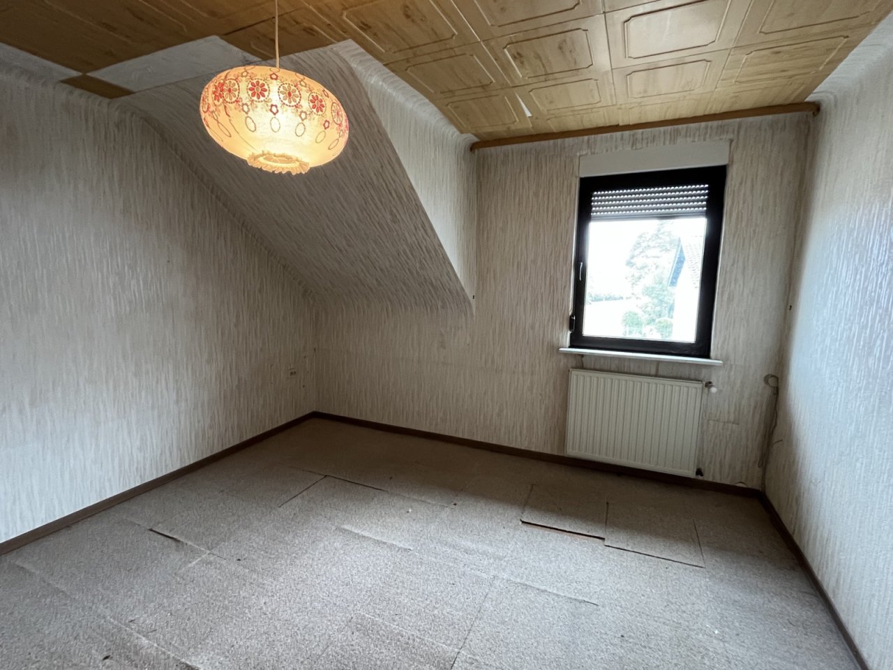 Schlafzimmer DG