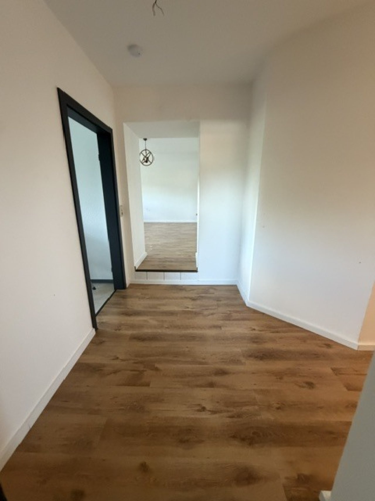 Flur DG rechts