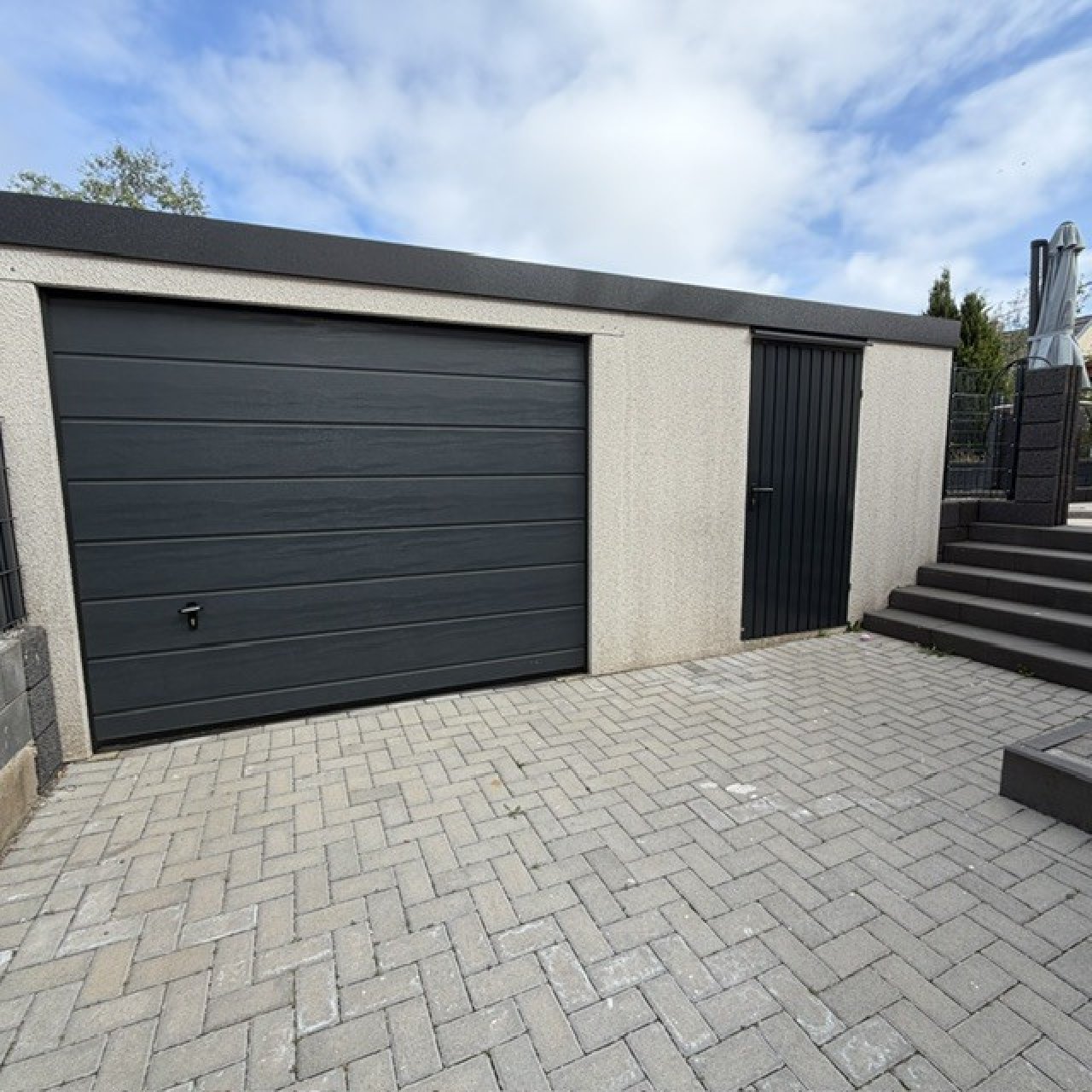 Garage Garage