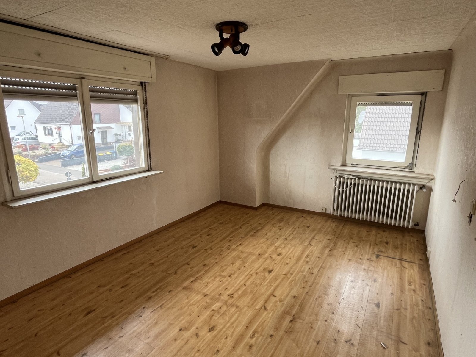Schlafzimmer 1 DG