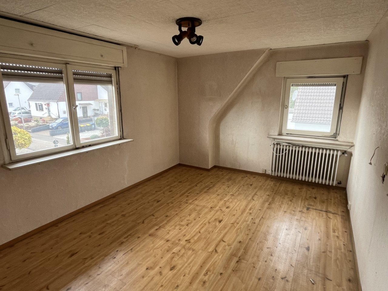 Schlafzimmer 1 DG